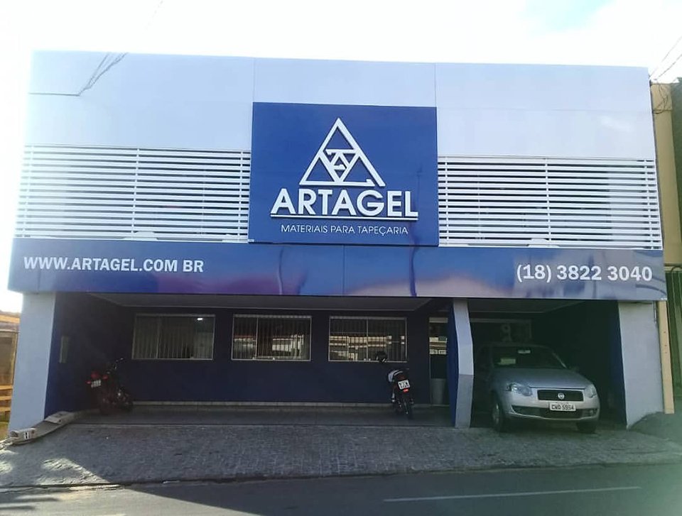 Fachada em ACM Azul