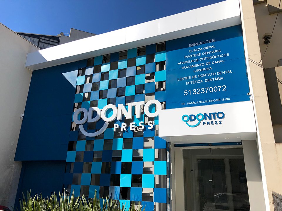 Fachada em ACM Azul