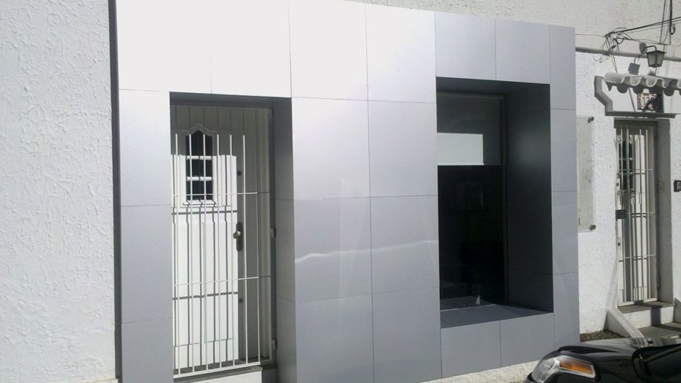 Fachada em acm