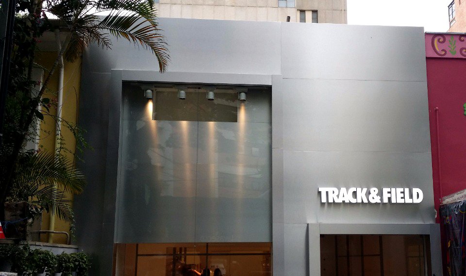 Fachada em acm