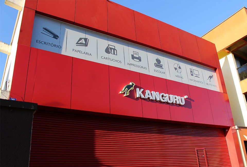 Fachada em ACM Vermelho