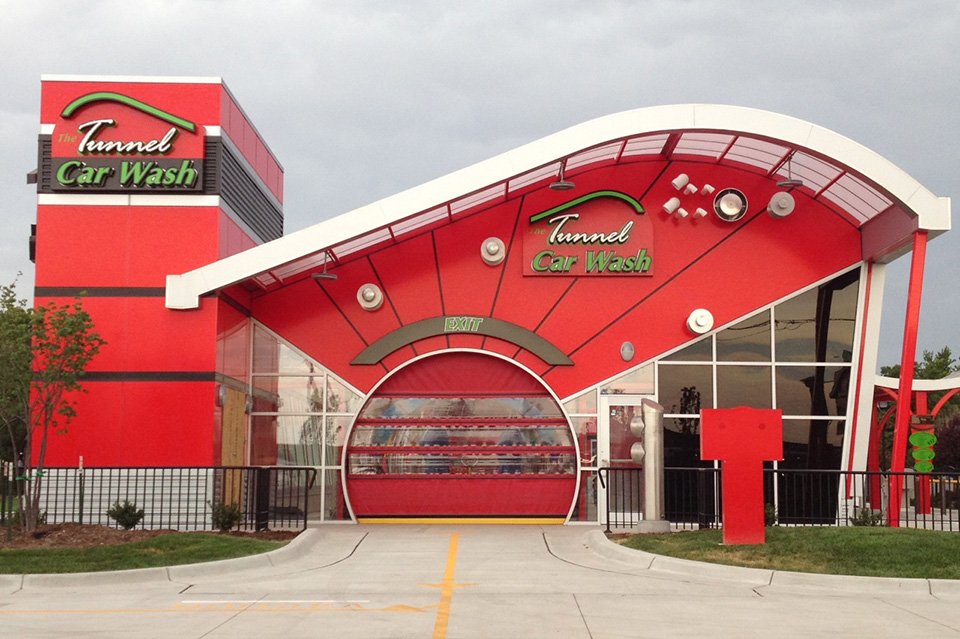 Fachada em ACM Vermelho