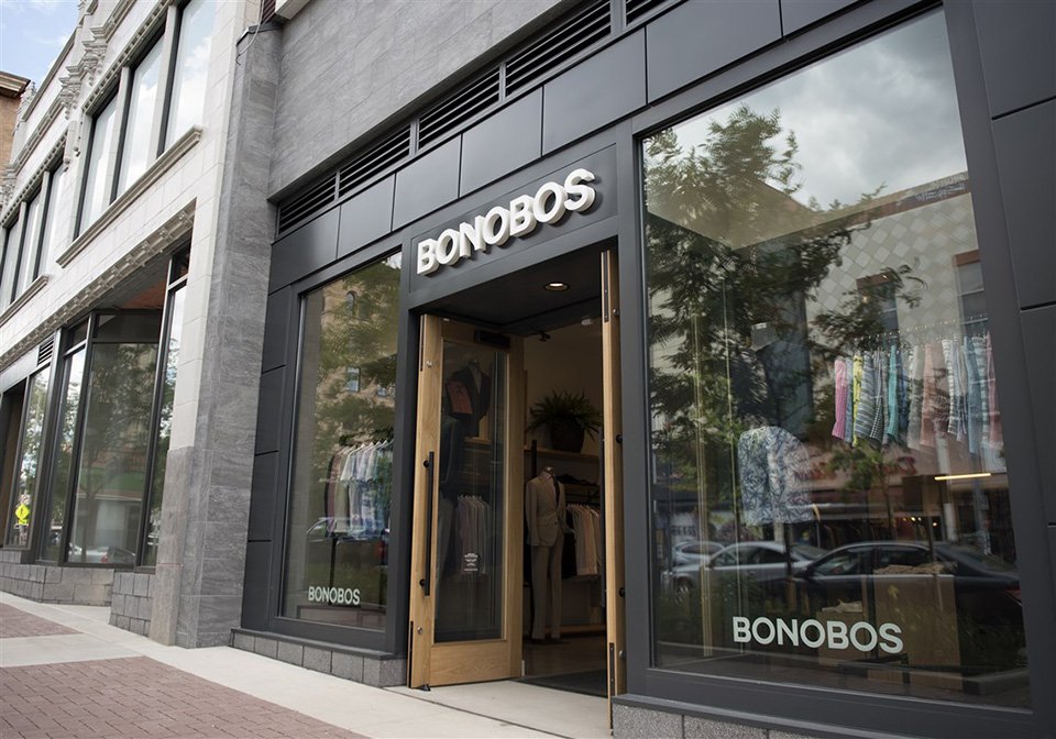 fachadas de lojas de roupas