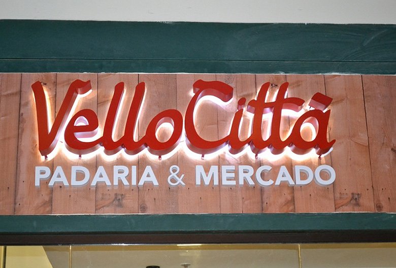 Letra Caixa com LED