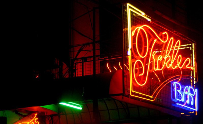 Letreiro Luminoso Bar