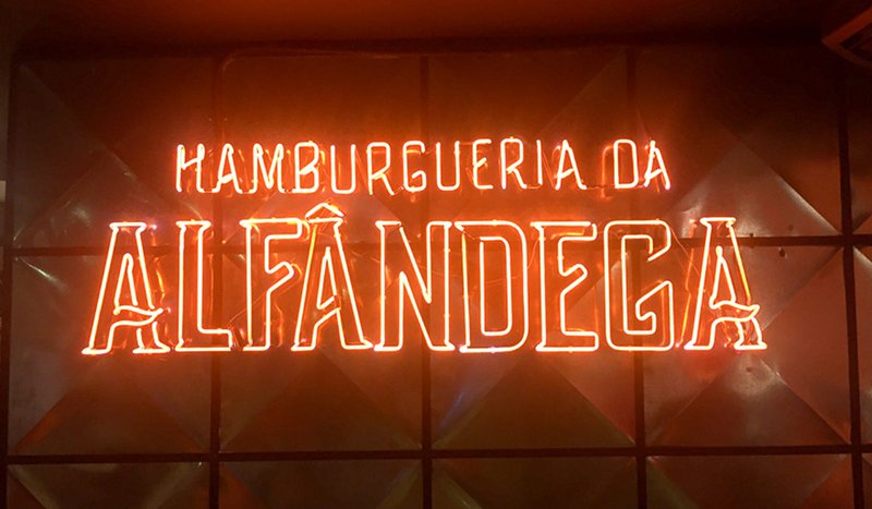 Letreiro Neon
